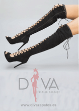 Load image into Gallery viewer, Botas Urban Linea Negras