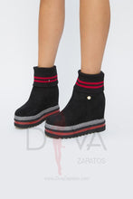 Load image into Gallery viewer, Botas Urban Somesh Rojas