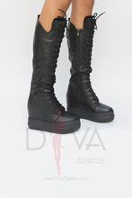 Load image into Gallery viewer, Botas Urban Zabet Negras