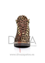 Load image into Gallery viewer, Botines de cuero Joyas Tigre