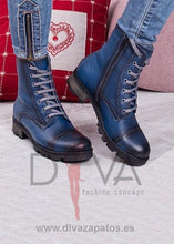 Load image into Gallery viewer, Botines de cuero Urban Azules