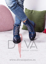 Load image into Gallery viewer, Botines de cuero Urban Azules