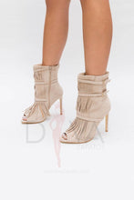 Load image into Gallery viewer, Botines Urban Alexa Beige