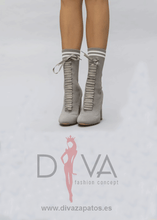 Load image into Gallery viewer, Botines Urban Cool Gris