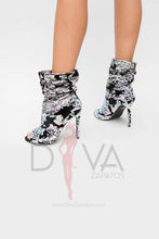 Load image into Gallery viewer, Botines Urban Markus Plateados