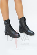 Load image into Gallery viewer, Botines Urban Rioba Negras
