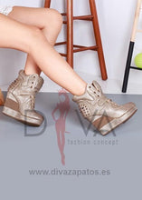 Load image into Gallery viewer, Botines Urban Sabina Gris