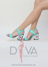 Load image into Gallery viewer, Sandalias Urban Mowgli Verdes