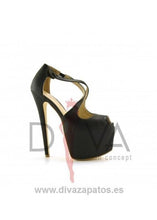 Load image into Gallery viewer, Sandalias Urban Tigra Negras