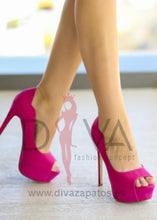 Load image into Gallery viewer, Tacones Lucano Rosas
