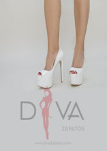 Load image into Gallery viewer, Tacones Urban Baxio Blancos