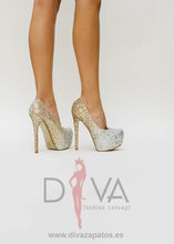 Load image into Gallery viewer, Tacones Urban Bida Dorados