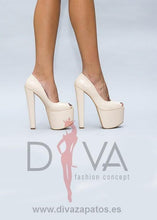 Load image into Gallery viewer, Tacones Urban Rosita Beige