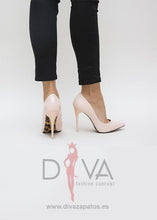 Load image into Gallery viewer, Tacones Urban Tory Rosa
