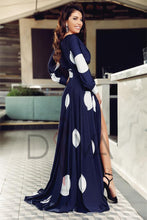Load image into Gallery viewer, Vestido Atmosphere RN1915