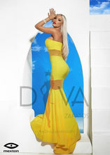Load image into Gallery viewer, Vestido largo estilo sirena marca Mexton 6457 Amarillo