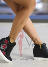 Load image into Gallery viewer, Zapatillas Straus Negras
