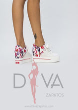 Load image into Gallery viewer, Zapatillas Timex Blancas
