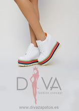 Load image into Gallery viewer, Zapatillas Urban Adela