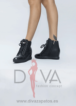Load image into Gallery viewer, Zapatillas Urban Ates Negras