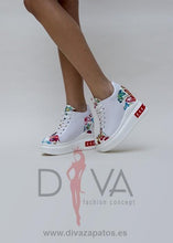 Load image into Gallery viewer, Zapatillas Urban Avento