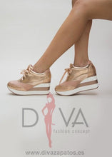 Load image into Gallery viewer, Zapatillas Urban Bancok Rosas