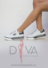 Load image into Gallery viewer, Zapatillas Urban Casino Gris