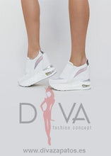 Load image into Gallery viewer, Zapatillas Urban Demir Blancas