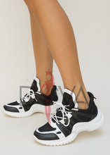 Load image into Gallery viewer, Zapatillas Urban Gales Negras