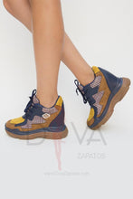 Load image into Gallery viewer, Zapatillas Urban Kobas Camel