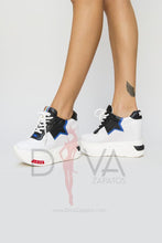Load image into Gallery viewer, Zapatillas Urban Maior Blancas