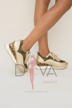 Load image into Gallery viewer, Zapatillas Urban Mazet Doradas
