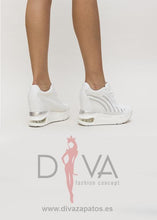 Load image into Gallery viewer, Zapatillas Urban Normis