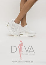 Load image into Gallery viewer, Zapatillas Urban Normis