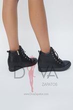 Load image into Gallery viewer, Zapatillas Urban Pecisa Negras