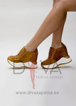 Load image into Gallery viewer, Zapatillas Urban Zuchero Camel